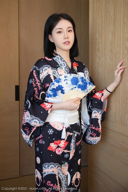 [XIUREN秀人网]2021.12.08 VOL.4313 - 一颗甜蛋黄a