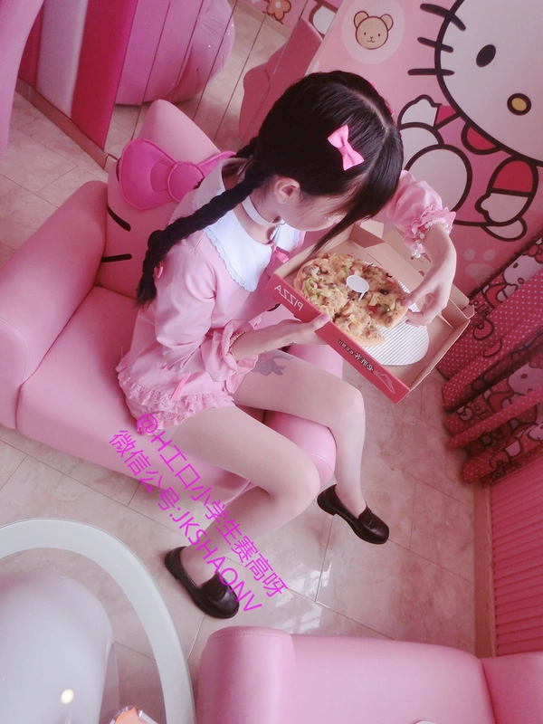 和泉纱雾粉色内衣 - 双马尾少女赛高酱