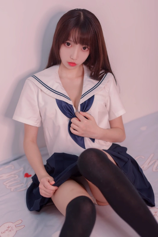 JK制服 - 白易子教主