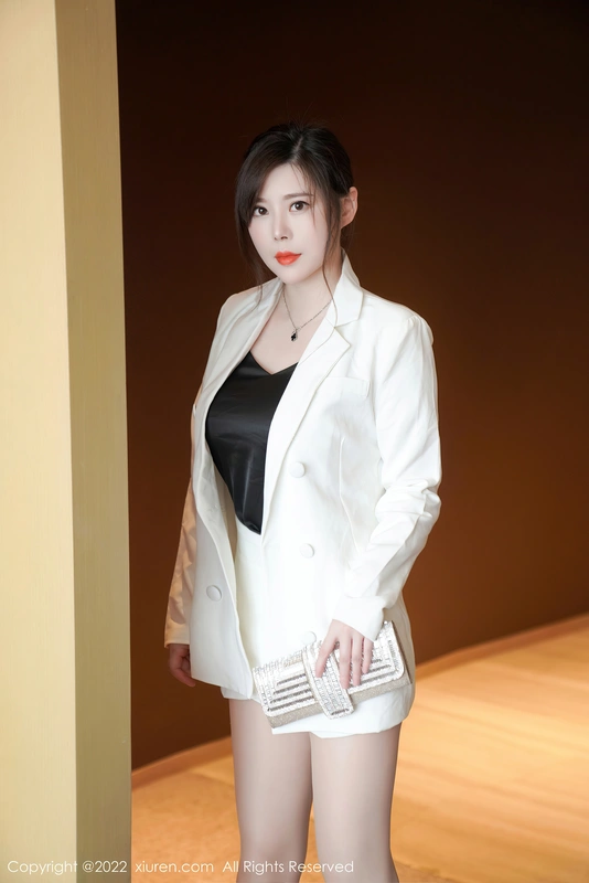 [XIUREN秀人网]2022.04.19 VOL.4885 - 白茹雪