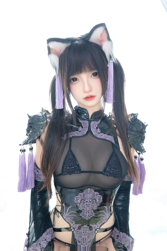 旗袍猫女 - 神楽坂真冬