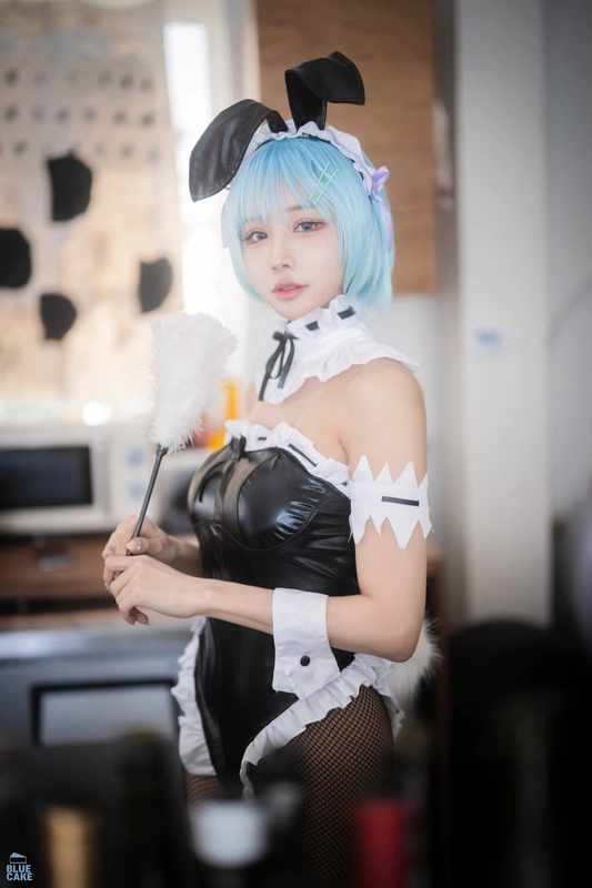 [BLUECAKE] Vol.02 MY MASTER Maid (RED.Ver) - YeonYu (연유)